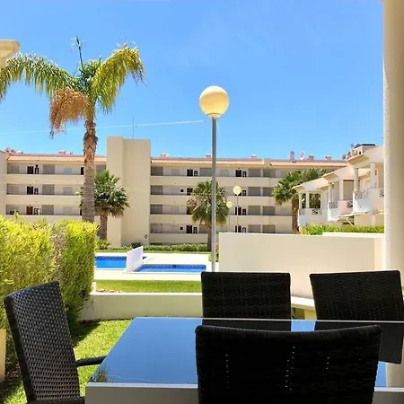 Forte Atlantico L Close Beach And Center 펜션 알부페이라