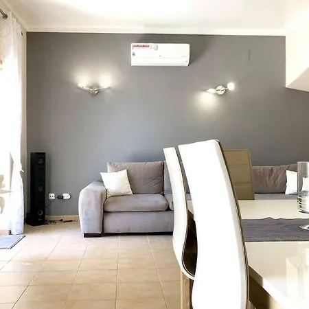 Forte Atlantico L Close Beach And Center *